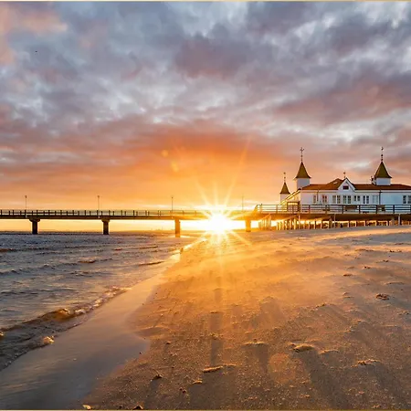 Haff Idyll Апартаменты Zirchow